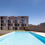 Rent 2 bedroom apartment of 65 m² in Porto