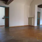 Rent 5 bedroom apartment of 186 m² in Roma