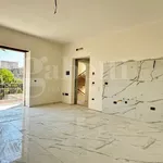 Rent 2 bedroom apartment of 75 m² in Napoli