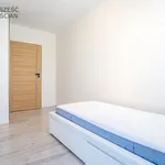 Rent 3 bedroom apartment of 52 m² in Wrocław