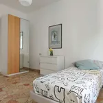 Rent a room in milan