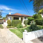 Rent 3 bedroom house in Greenacre