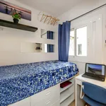 Rent 4 bedroom apartment in Barcelona