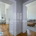 Rent 6 bedroom apartment of 215 m² in Rome