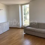 Rent 2 bedroom apartment of 96 m² in Meina