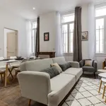 Rent 5 bedroom apartment of 94 m² in Marseille