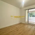 Rent 4 bedroom apartment of 130 m² in Marseille