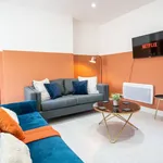 Rent 1 bedroom apartment of 49 m² in Newport