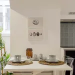 Rent 3 bedroom apartment in Lisboa