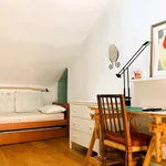 Rent 2 bedroom apartment of 80 m² in Milano