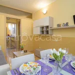 Rent 2 bedroom apartment of 50 m² in Rho