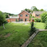 Rent 4 bedroom house in  Reading