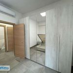 Affitto 2 camera appartamento di 70 m² in Naples