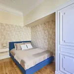 Rent a room in lisbon