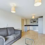 Rent 2 bedroom flat of 64 m² in Basingstoke and Deane