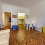 Rent 1 bedroom apartment of 70 m² in Florence