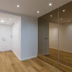 Appartement de 105 m² avec 1 chambre(s) en location à Paris