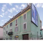 Rent 2 bedroom apartment of 55 m² in Milano