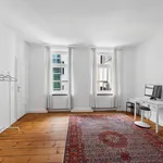 Rent 1 bedroom apartment of 35 m² in Berlin