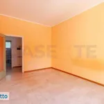 Rent 2 bedroom apartment of 77 m² in Milan