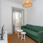 Rent a room in lisbon