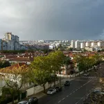 Rent a room in lisbon