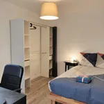 Appartement de 77 m² avec 4 chambre(s) en location à Cergy