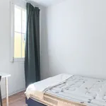 Rent a room in lisbon