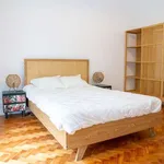 Rent a room in lisbon