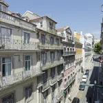 Rent 4 bedroom apartment in Lisbon