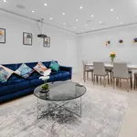 Rent 4 bedroom apartment of 1200 m² in London