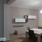 Affitto 3 camera appartamento di 87 m² in Caserta