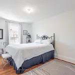 4 bedroom house of 2045 sq. ft in Toronto (Oakwood Village)