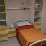 Rent a room in naples