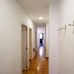 Rent a room of 130 m² in Valencia