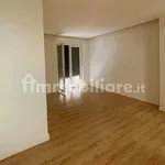 Rent 5 bedroom apartment of 94 m² in Bari