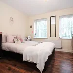 Rent 4 bedroom apartment in Leicester