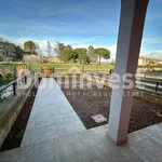 Rent 6 bedroom house of 90 m² in Capalbio