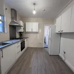 Rent 4 bedroom flat in London