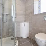 Rent 2 bedroom flat in Wakefield