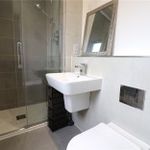 Rent 2 bedroom flat in Hertsmere