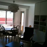 Rent a room in Valencia']