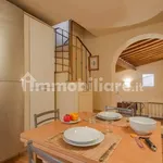 Rent 4 bedroom apartment of 50 m² in Florence