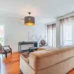 Rent 3 bedroom house of 150 m² in Lisbon