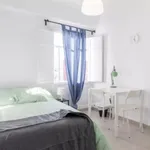 Rent 4 bedroom apartment in Valencia