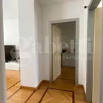 Rent 3 bedroom apartment of 120 m² in Milano