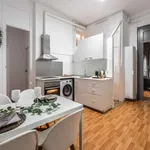 Rent a room of 120 m² in barcelona