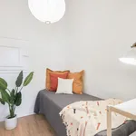 Rent 3 bedroom apartment in Barcelona