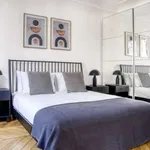 Rent 2 bedroom apartment of 65 m² in paris