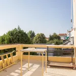 Rent 4 bedroom house in Porto